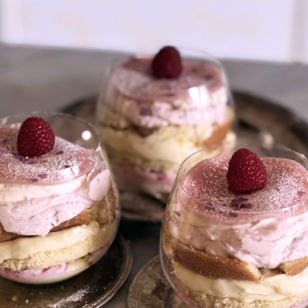 somrig-marsipantarta-i-portionsglas